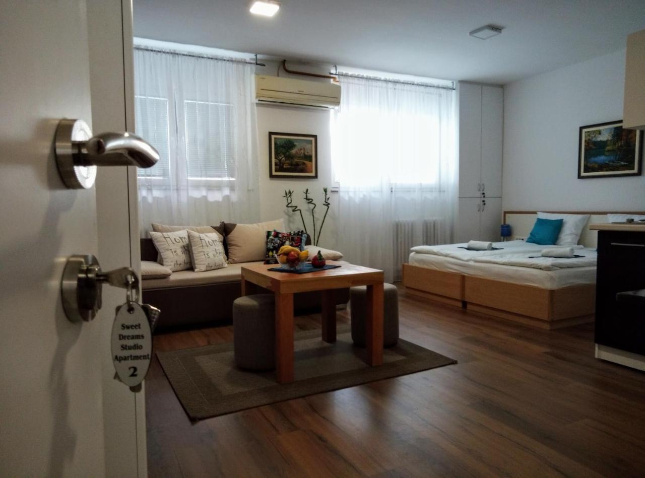 Sweet Dreams Studio Apartment Sarajevo Luaran gambar